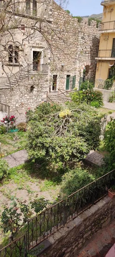 B&B Akropolis Taormina Bed & Breakfast